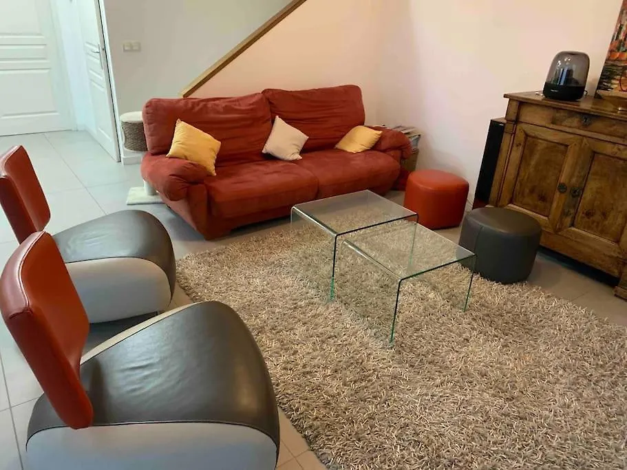 Вилла Bright Modern House, In Mountains Close Grenoble Saint-Martin-d'Uriage
